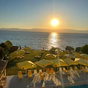Life Point Otel